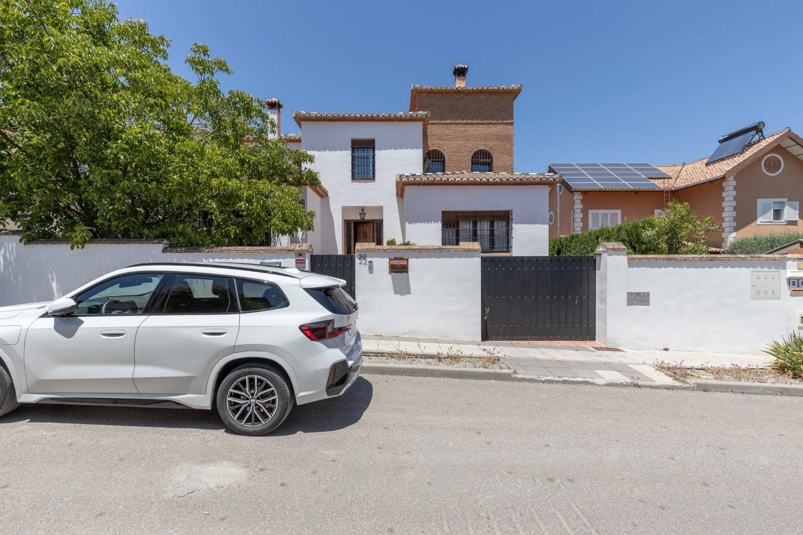 4 slaapkamer Villa te koop in Vegas del Genil met zwembad garage - € 429.000 (Ref: 10168714)