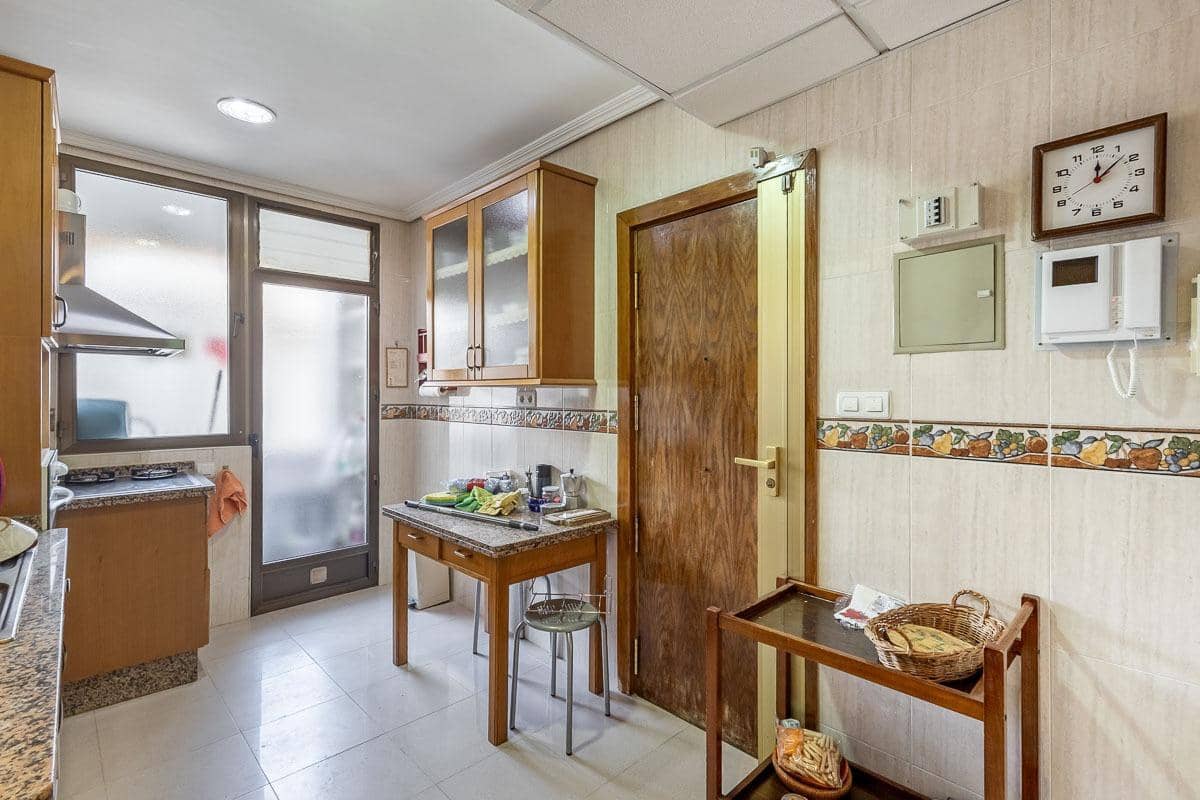 5 sypialnia Mieszkanie na sprzedaż w Miasto Grenada z garażem - 995 000 € (Ref: 10171572)