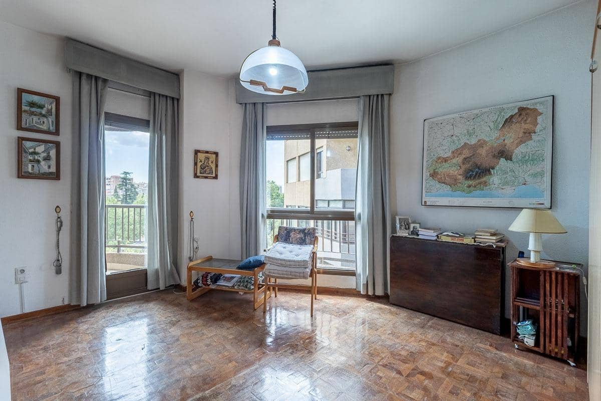 5 sypialnia Mieszkanie na sprzedaż w Miasto Grenada z garażem - 995 000 € (Ref: 10171572)