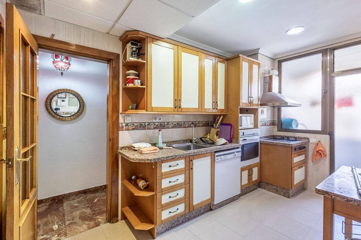 5 sypialnia Mieszkanie na sprzedaż w Miasto Grenada z garażem - 995 000 € (Ref: 10171572)