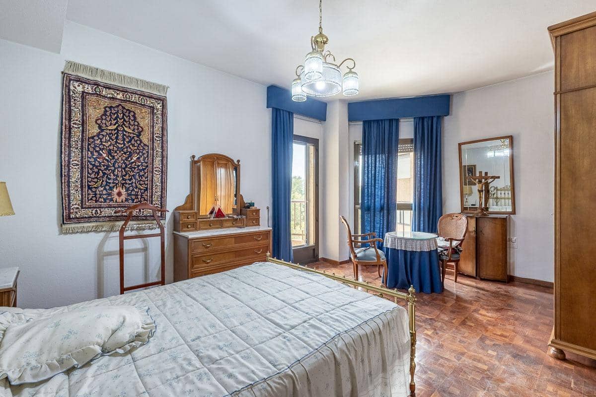 5 sypialnia Mieszkanie na sprzedaż w Miasto Grenada z garażem - 995 000 € (Ref: 10171572)