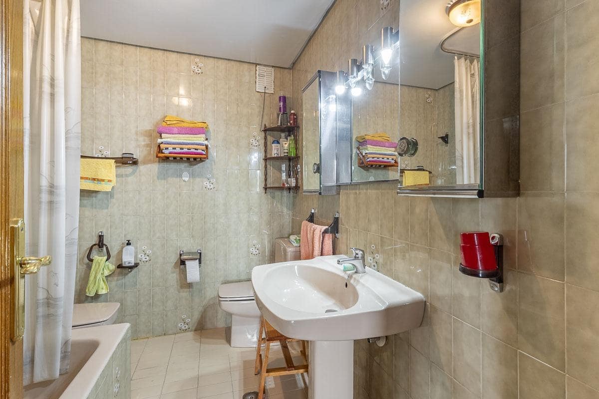 5 sypialnia Mieszkanie na sprzedaż w Miasto Grenada z garażem - 995 000 € (Ref: 10171572)