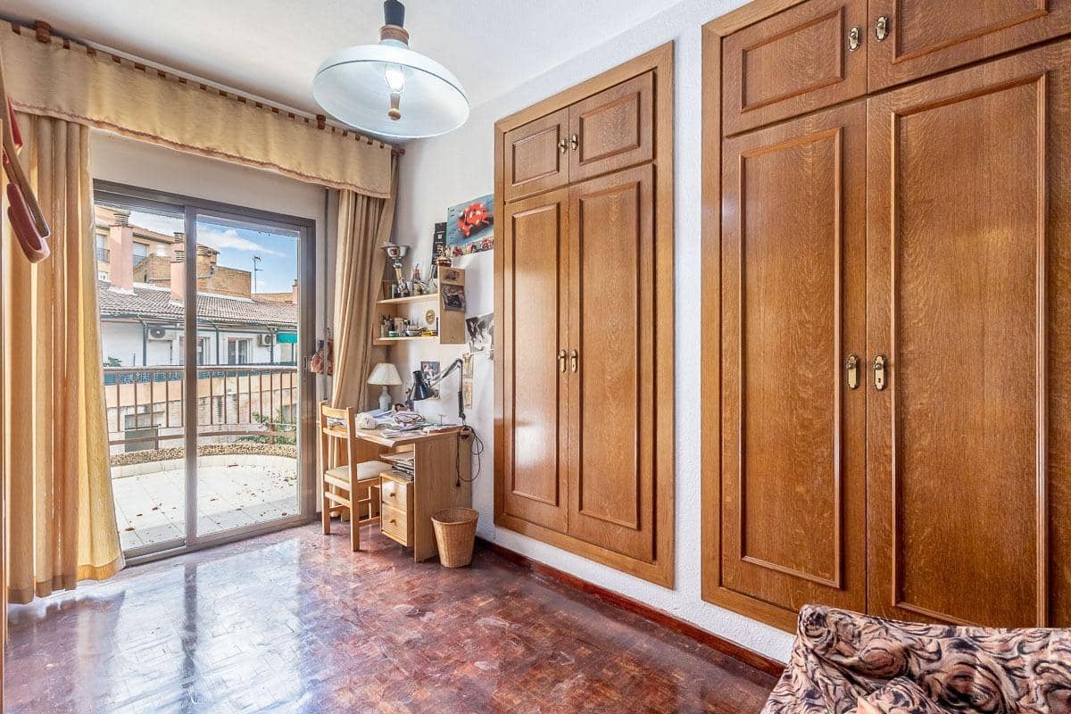 5 sypialnia Mieszkanie na sprzedaż w Miasto Grenada z garażem - 995 000 € (Ref: 10171572)