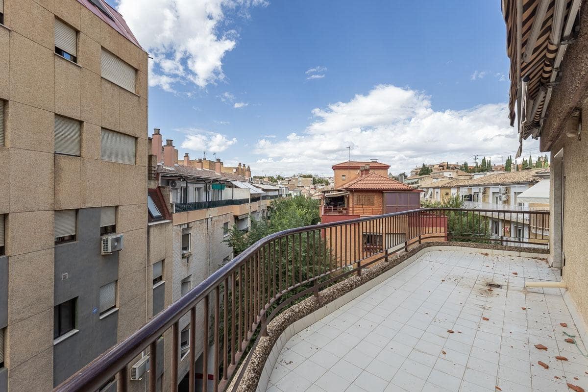 5 sypialnia Mieszkanie na sprzedaż w Miasto Grenada z garażem - 995 000 € (Ref: 10171572)