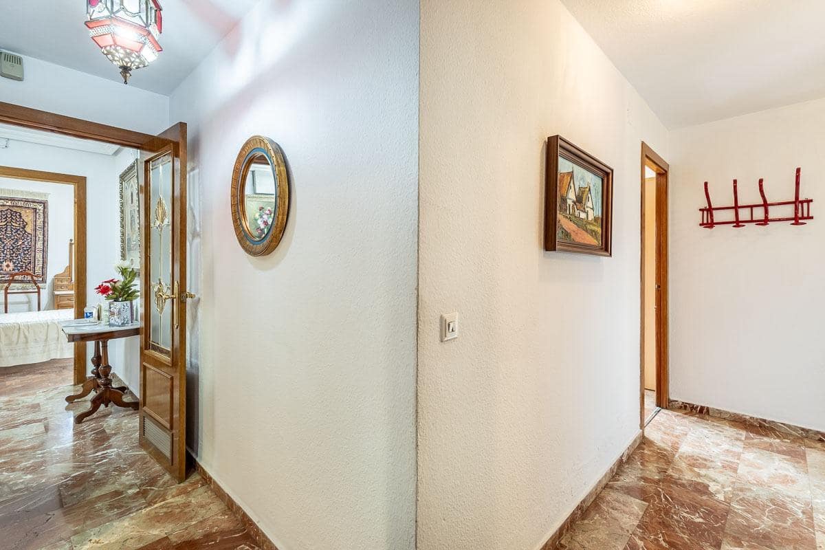 5 sypialnia Mieszkanie na sprzedaż w Miasto Grenada z garażem - 995 000 € (Ref: 10171572)