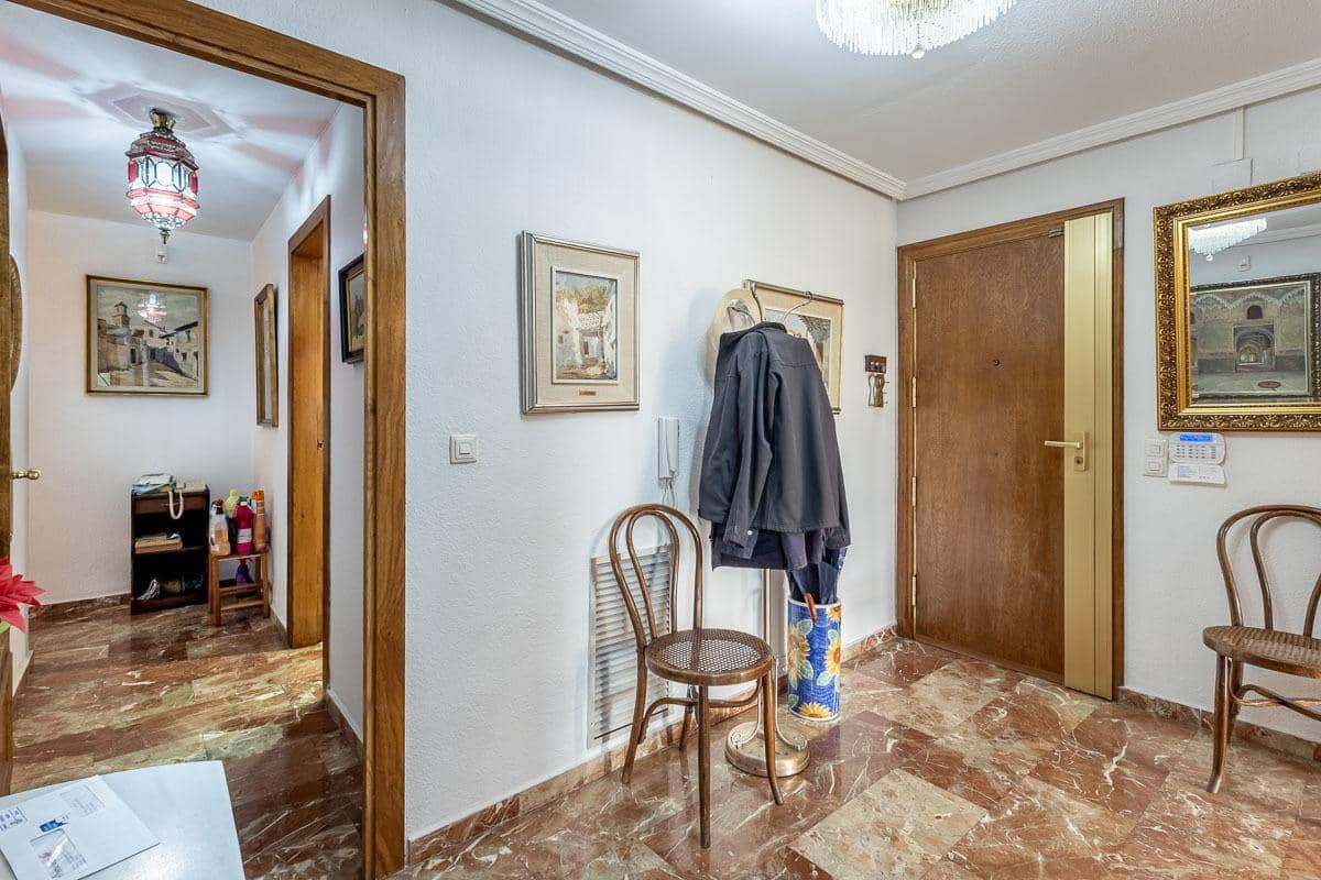 5 sypialnia Mieszkanie na sprzedaż w Miasto Grenada z garażem - 995 000 € (Ref: 10171572)