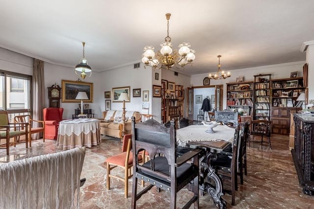 5 sypialnia Mieszkanie na sprzedaż w Miasto Grenada z garażem - 995 000 € (Ref: 10171572)