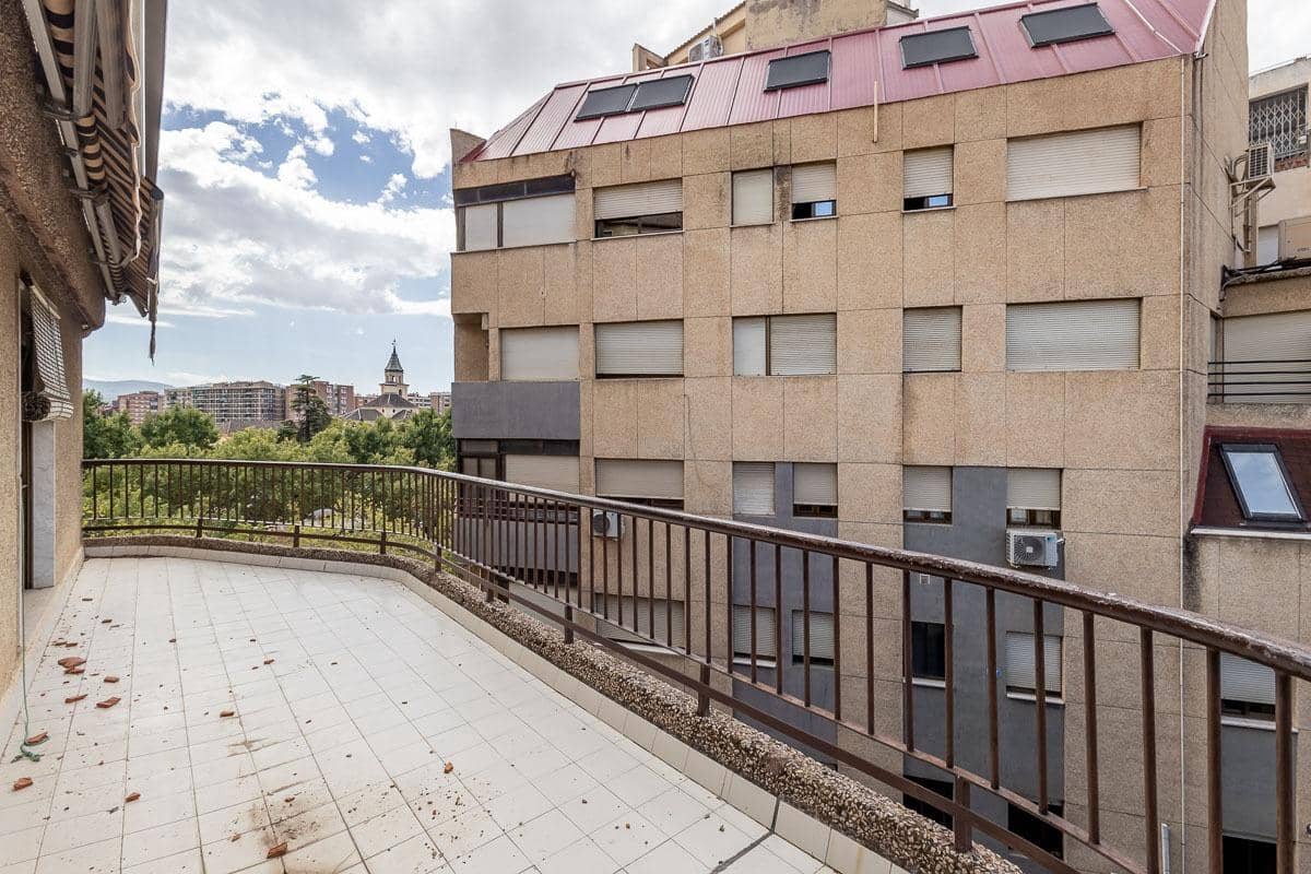 5 sypialnia Mieszkanie na sprzedaż w Miasto Grenada z garażem - 995 000 € (Ref: 10171572)
