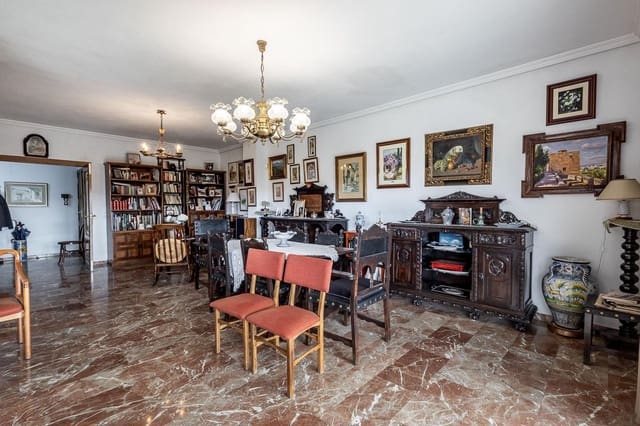 5 sypialnia Mieszkanie na sprzedaż w Miasto Grenada z garażem - 995 000 € (Ref: 10171572)