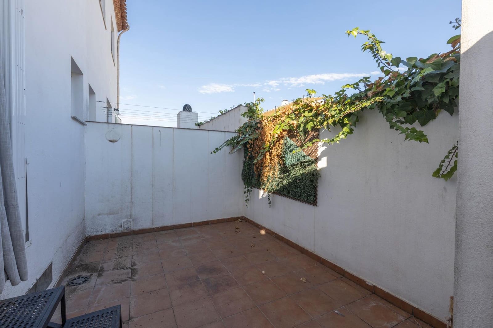 4 sovrum Radhus till salu i La Zubia med garage - 295 000 € (Ref: 10171573)