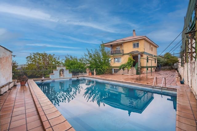 5 Zimmer Villa zu verkaufen in Monachil mit Pool Garage - 570.000 € (Ref: 10171574)