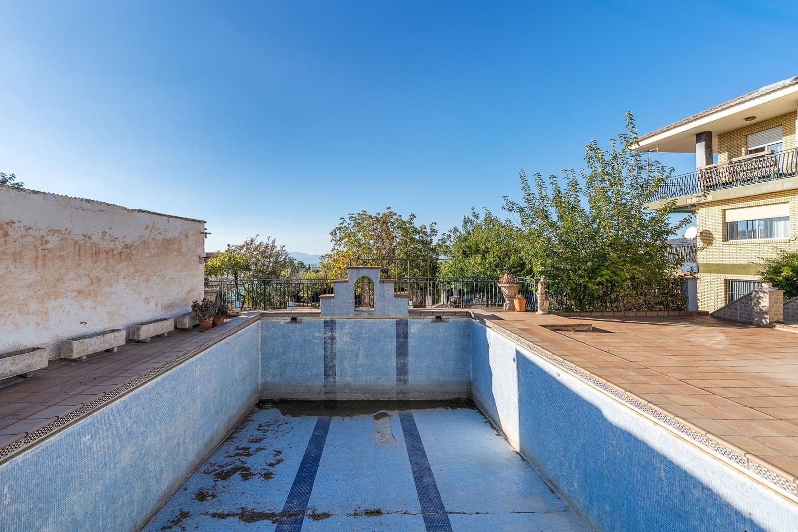 5 sypialnia Willa na sprzedaż w Monachil z basenem garażem - 570 000 € (Ref: 10171574)