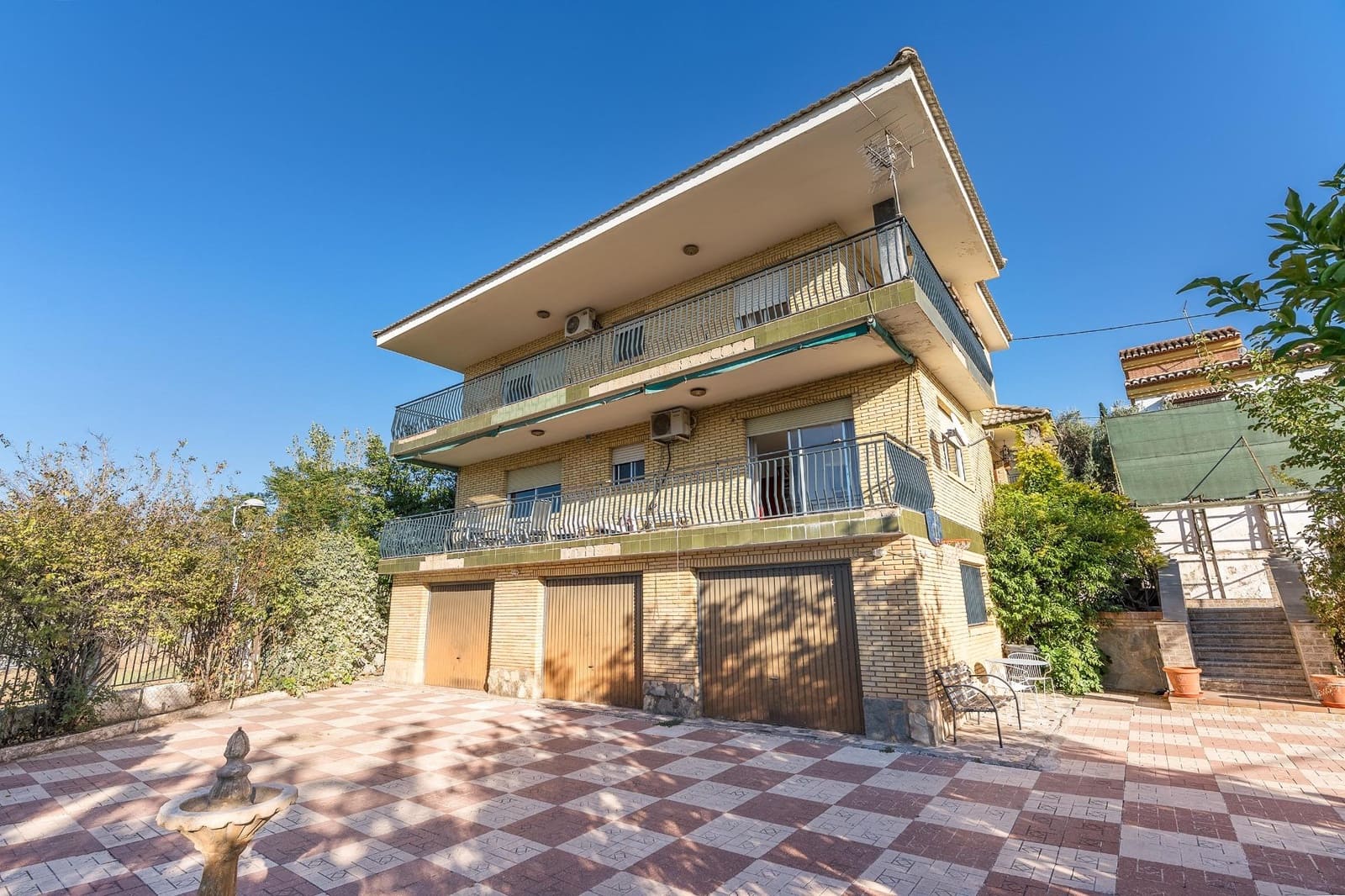5 sypialnia Willa na sprzedaż w Monachil z basenem garażem - 570 000 € (Ref: 10171574)