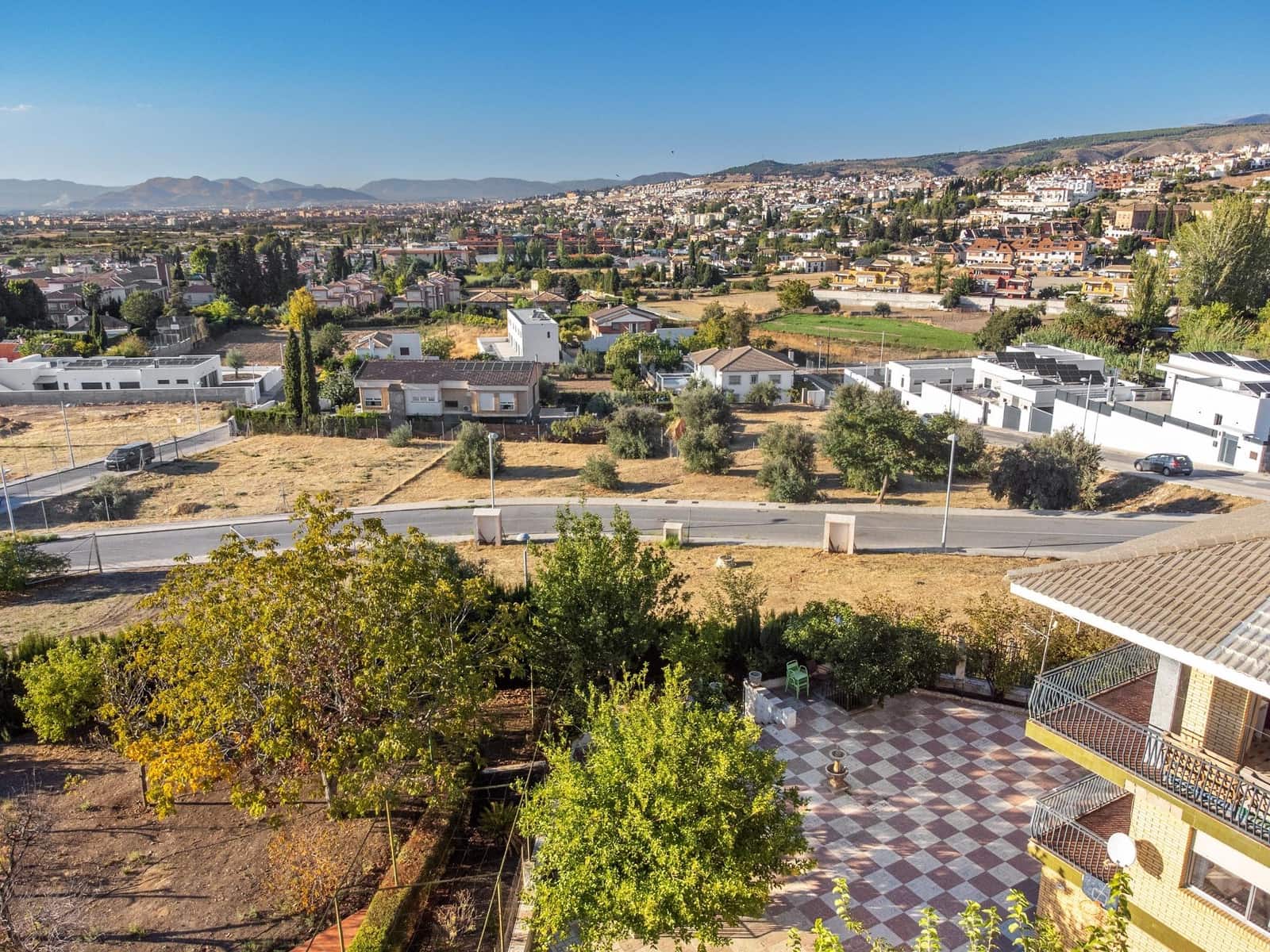 5 sypialnia Willa na sprzedaż w Monachil z basenem garażem - 570 000 € (Ref: 10171574)