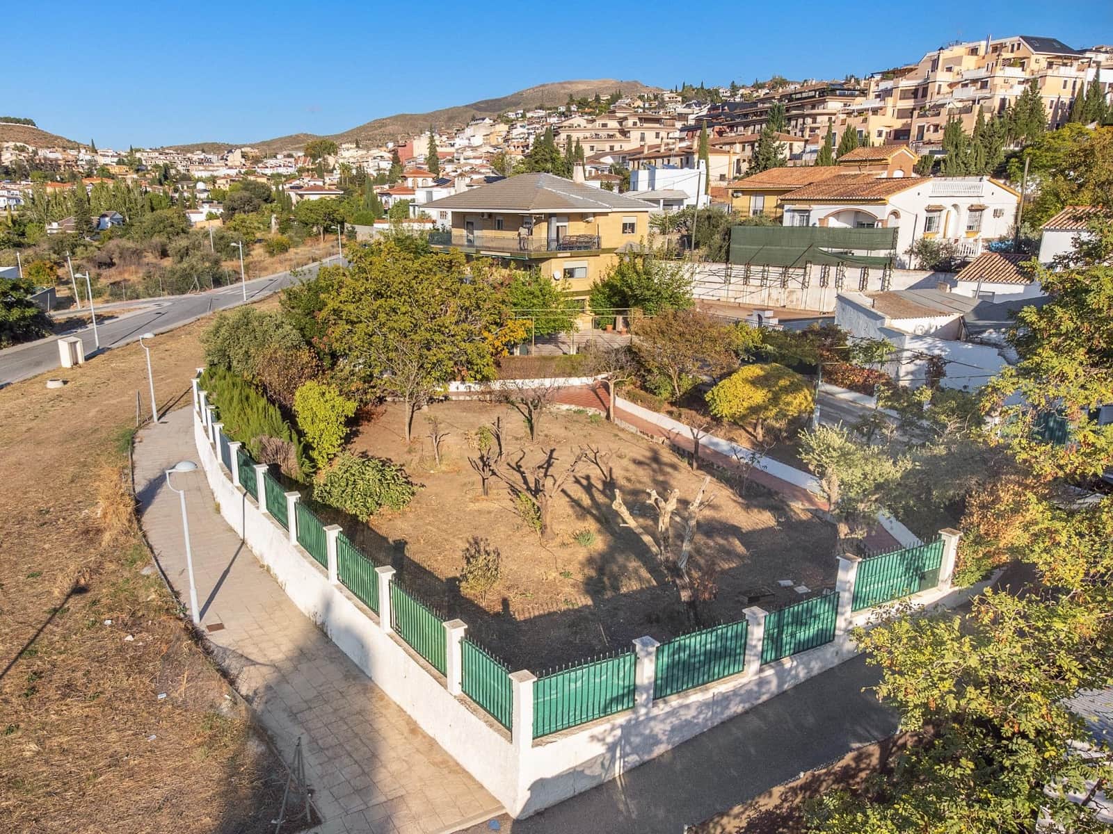 5 sypialnia Willa na sprzedaż w Monachil z basenem garażem - 570 000 € (Ref: 10171574)
