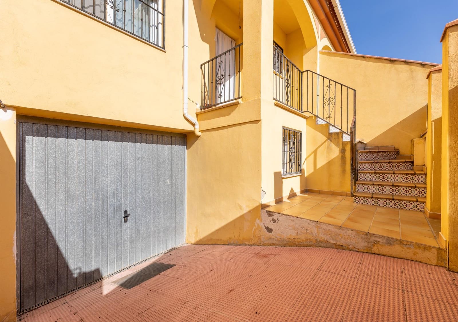Adosado de 3 habitaciones en Belicena en venta con garaje - 229.000 € (Ref: 10171577)