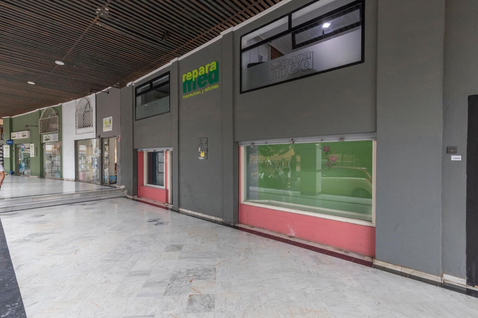 Erhverv til salg i Granada by - € 95.000 (Ref: 10171578)