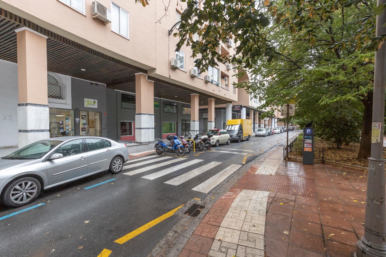 Erhverv til salg i Granada by - € 95.000 (Ref: 10171578)