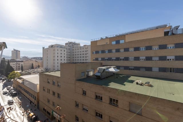3 camera da letto Appartamento in vendita in Pajaritos - Plaza de Toros, Granada città - 296.000 € (Rif: 10177416)