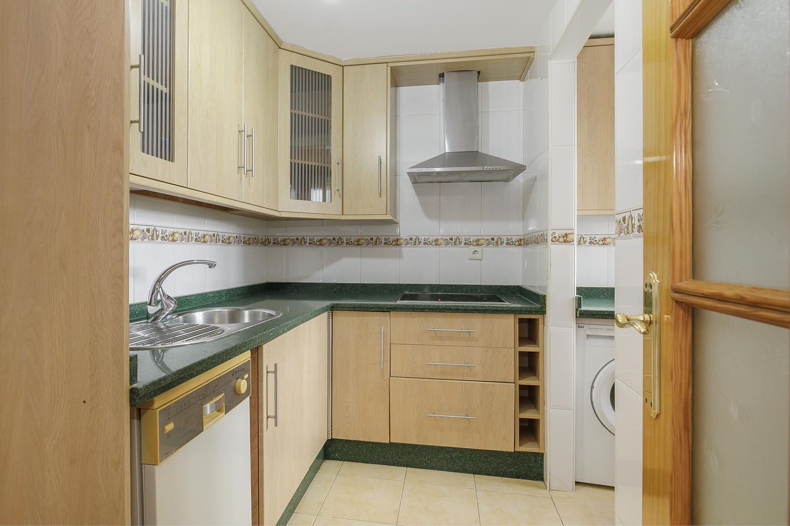 2 soverom Leilighet til salgs i Las Gabias med garasje - € 145 000 (Ref: 10177418)