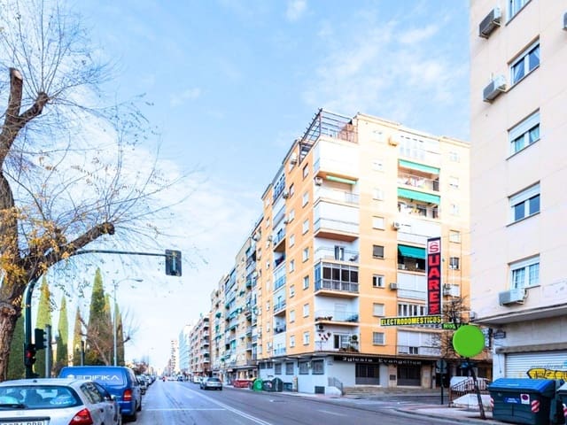 Local Comercial en Granada ciudad en venta - 190.000 € (Ref: 10177419)