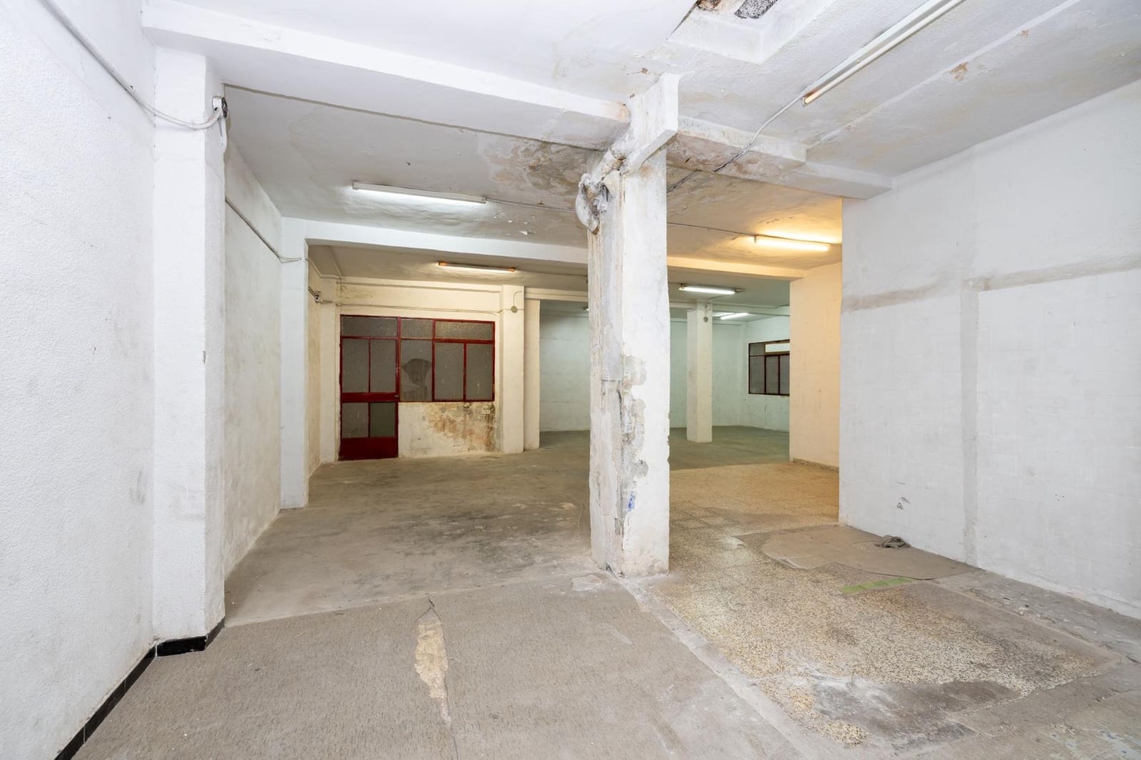 Local Comercial en Granada ciudad en venta - 190.000 € (Ref: 10177419)