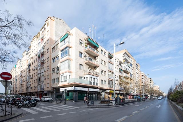 Local Comercial en Granada ciudad en venta - 190.000 € (Ref: 10177419)