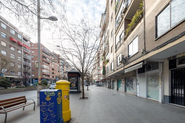 Local Comercial en Granada ciudad en venta - 190.000 € (Ref: 10177419)
