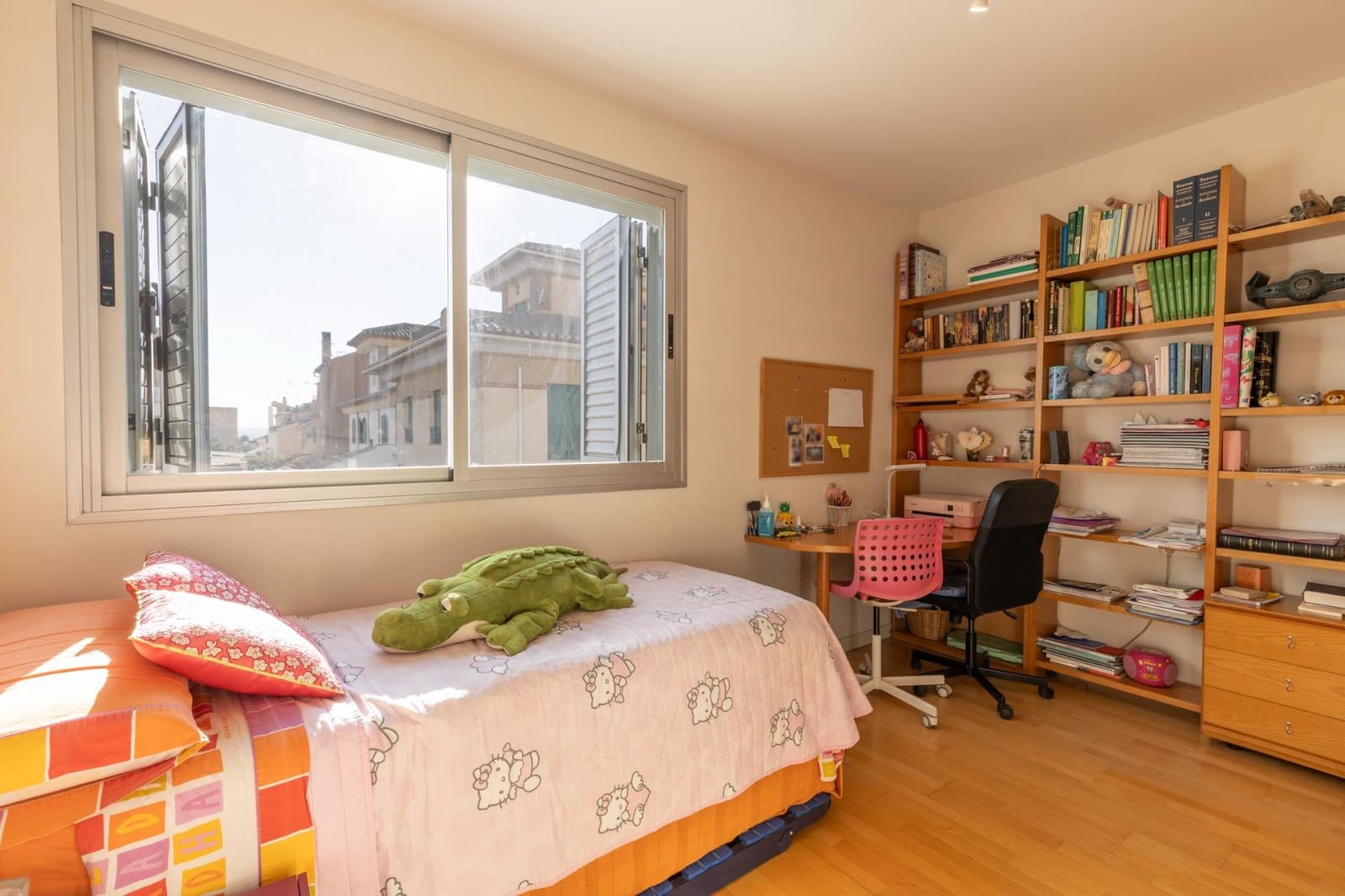 5 slaapkamer Rijtjeshuis te koop in Granada stad met garage - € 875.000 (Ref: 10177420)