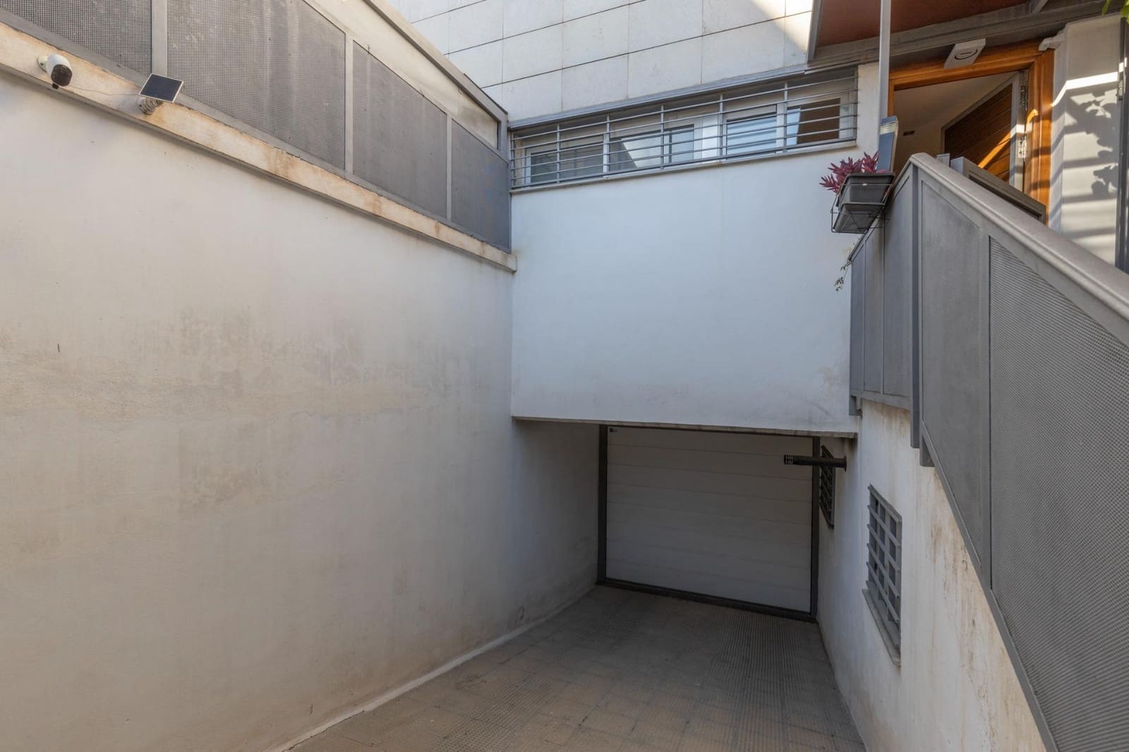 5 slaapkamer Rijtjeshuis te koop in Granada stad met garage - € 875.000 (Ref: 10177420)