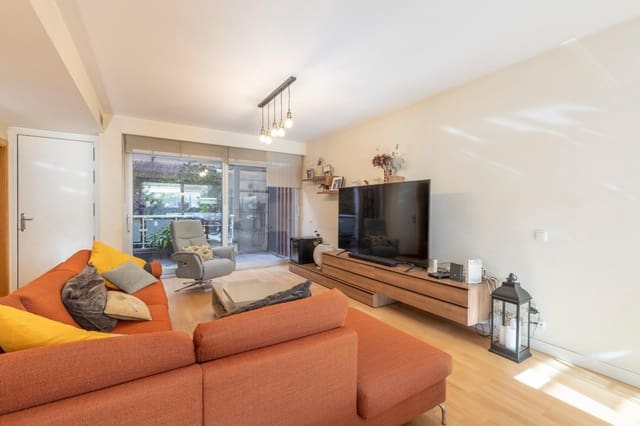 5 slaapkamer Rijtjeshuis te koop in Granada stad met garage - € 875.000 (Ref: 10177420)