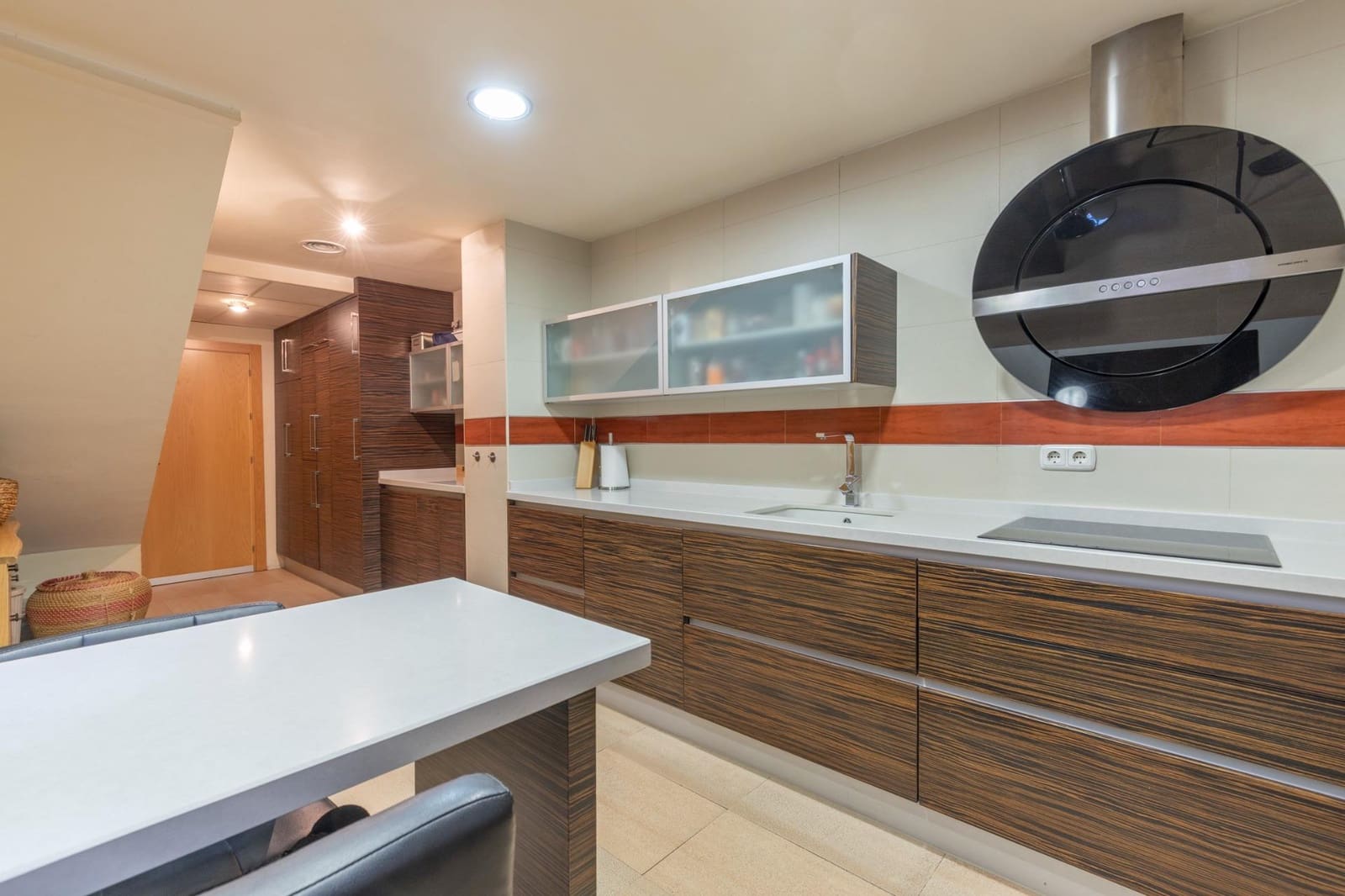 5 slaapkamer Rijtjeshuis te koop in Granada stad met garage - € 875.000 (Ref: 10177420)