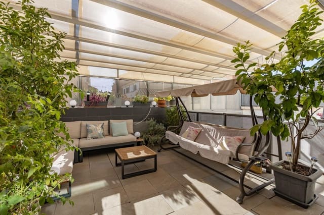 5 slaapkamer Rijtjeshuis te koop in Granada stad met garage - € 875.000 (Ref: 10177420)