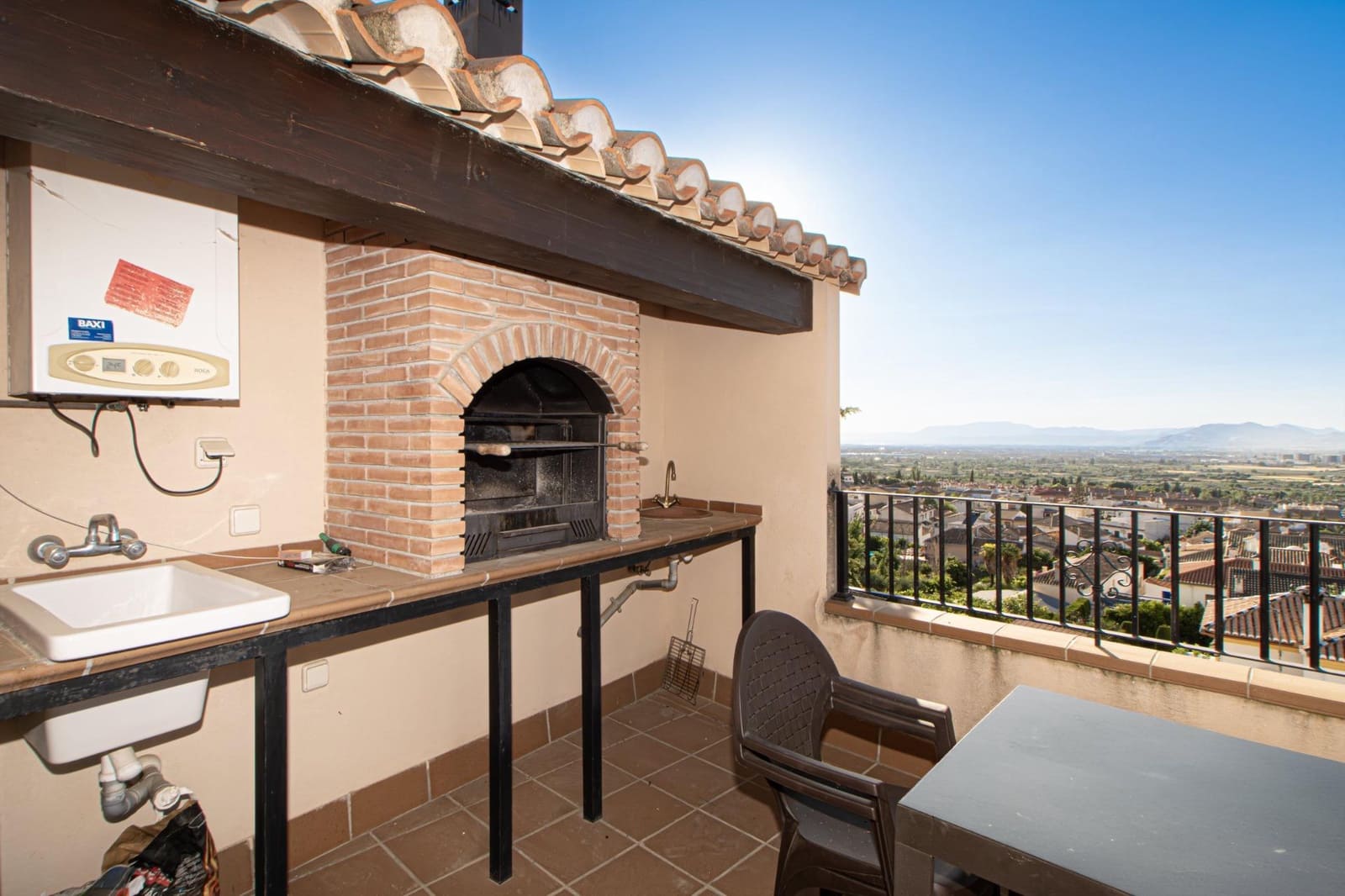 2 chambre Penthouse à vendre à La Zubia avec garage - 225 000 € (Ref: 10177422)