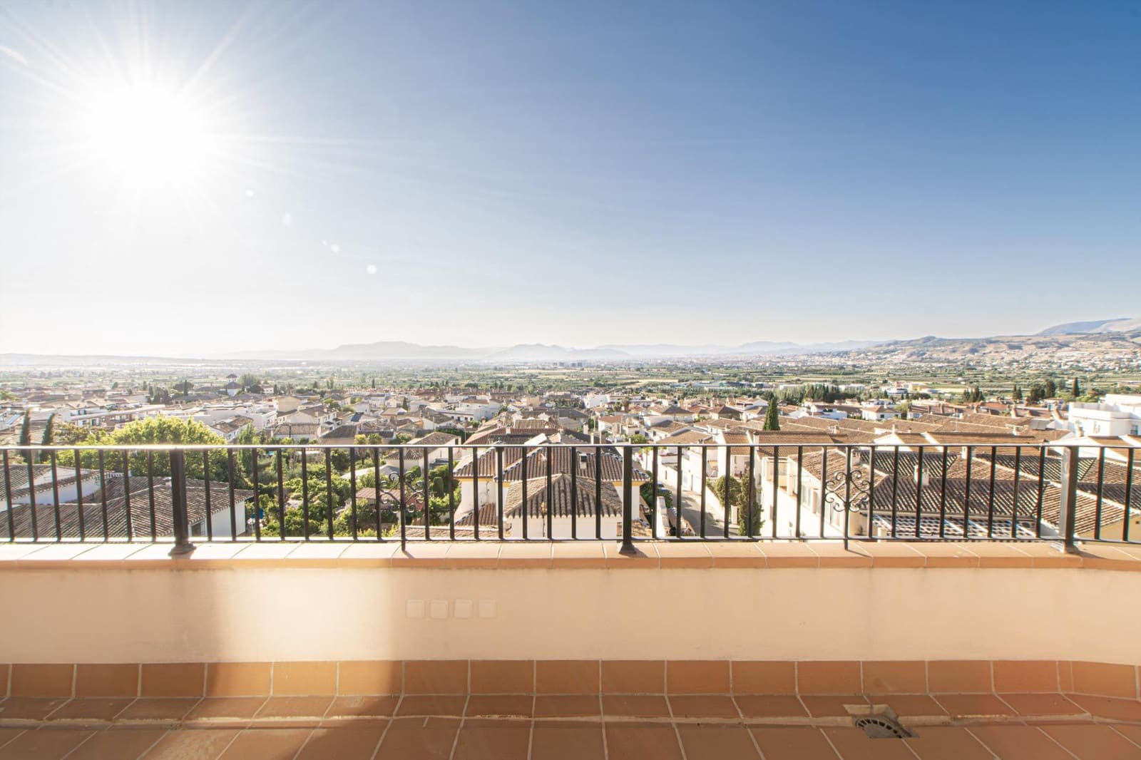 2 chambre Penthouse à vendre à La Zubia avec garage - 225 000 € (Ref: 10177422)
