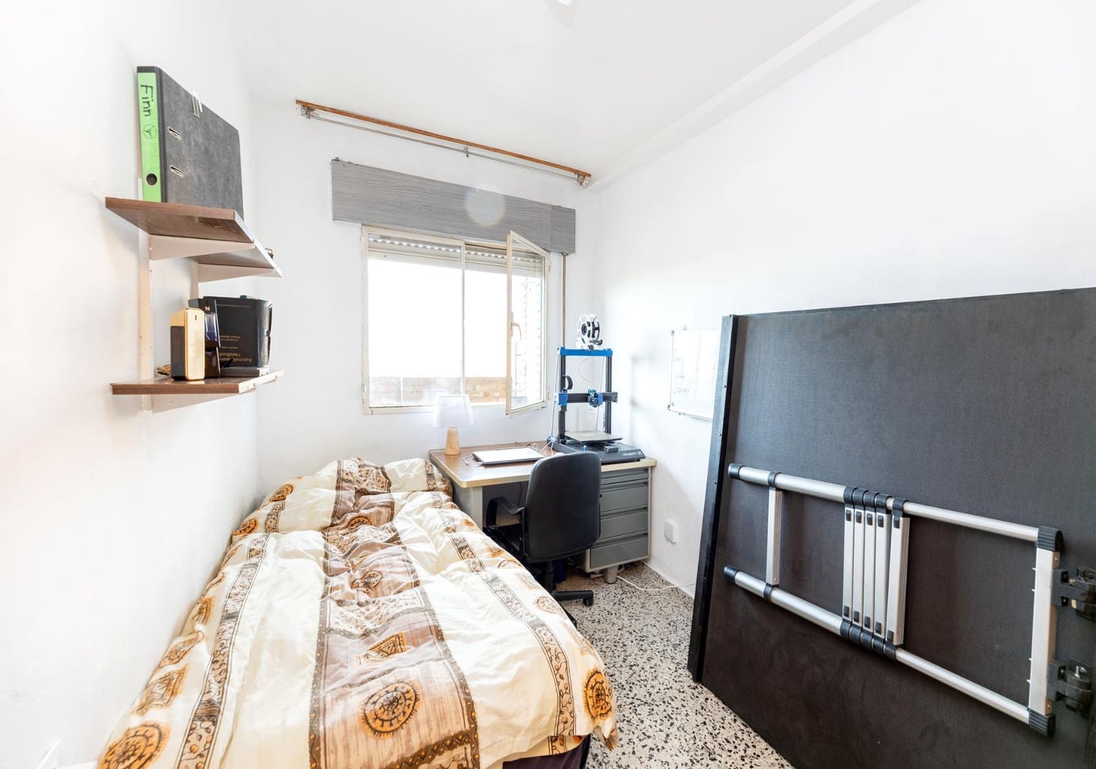 Piso de 4 habitaciones en Granada ciudad en venta - 250.000 € (Ref: 10180840)