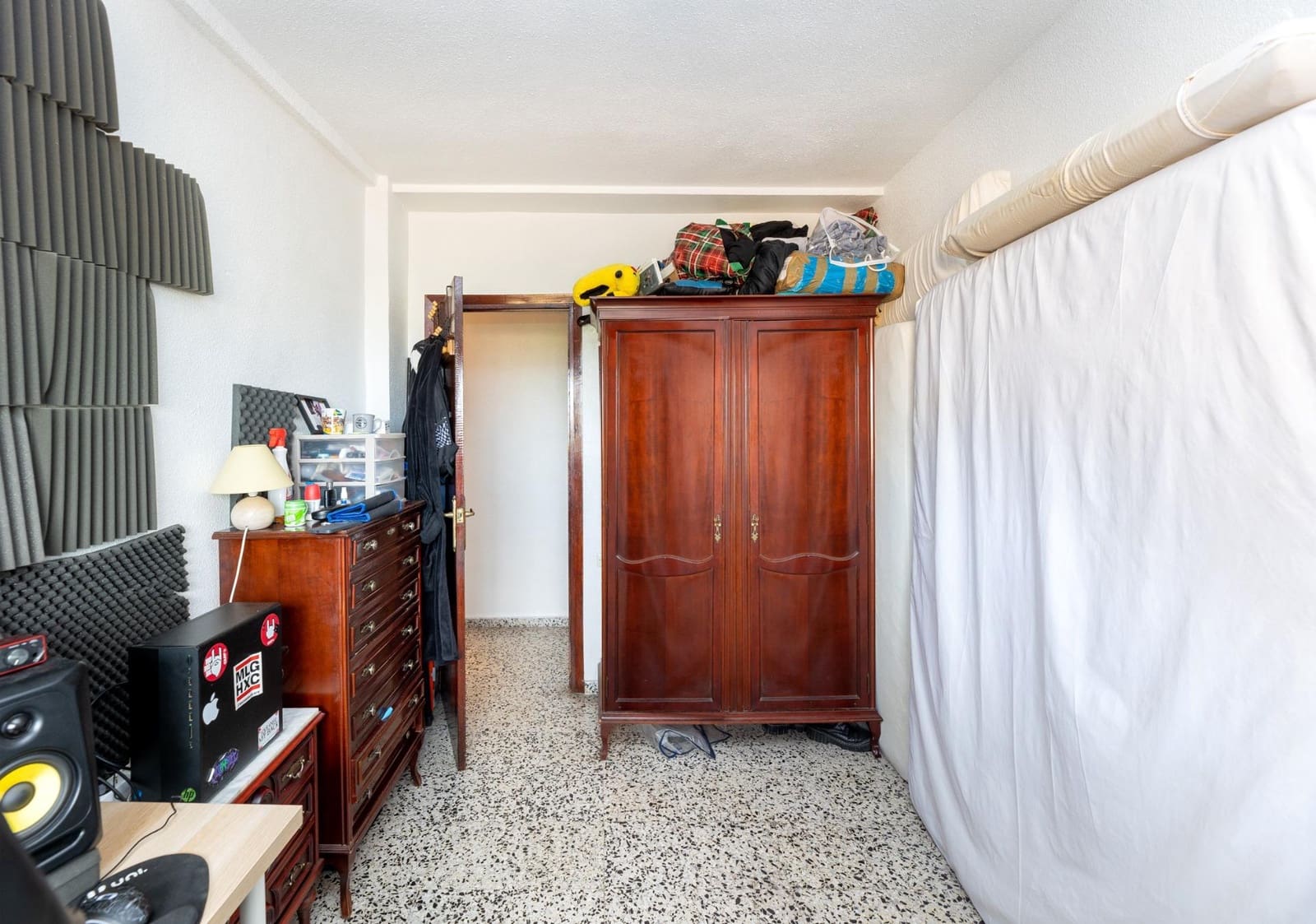 Piso de 4 habitaciones en Granada ciudad en venta - 250.000 € (Ref: 10180840)