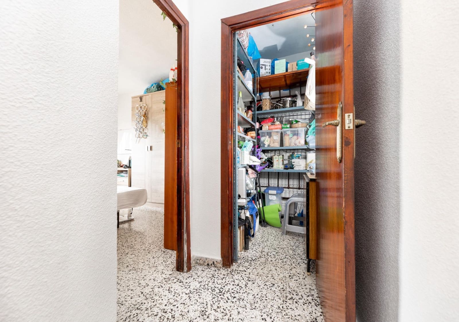 Piso de 4 habitaciones en Granada ciudad en venta - 250.000 € (Ref: 10180840)