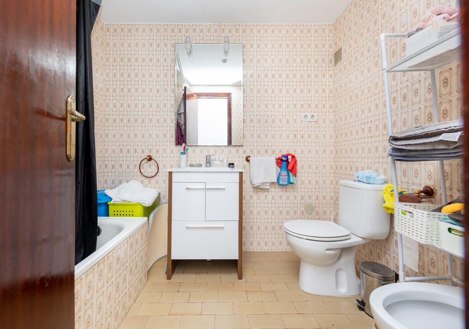 Piso de 4 habitaciones en Granada ciudad en venta - 250.000 € (Ref: 10180840)
