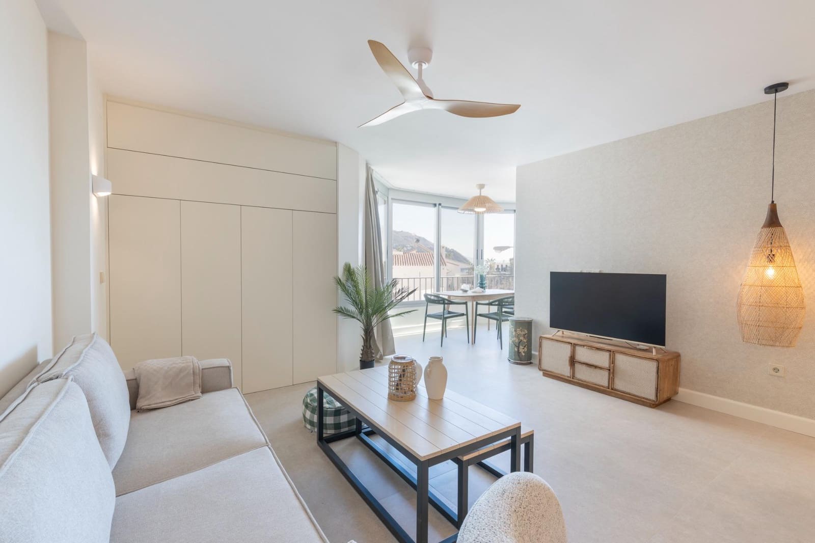 2 soveværelse Lejlighed til salg i Almunecar med garage - € 349.000 (Ref: 10180842)