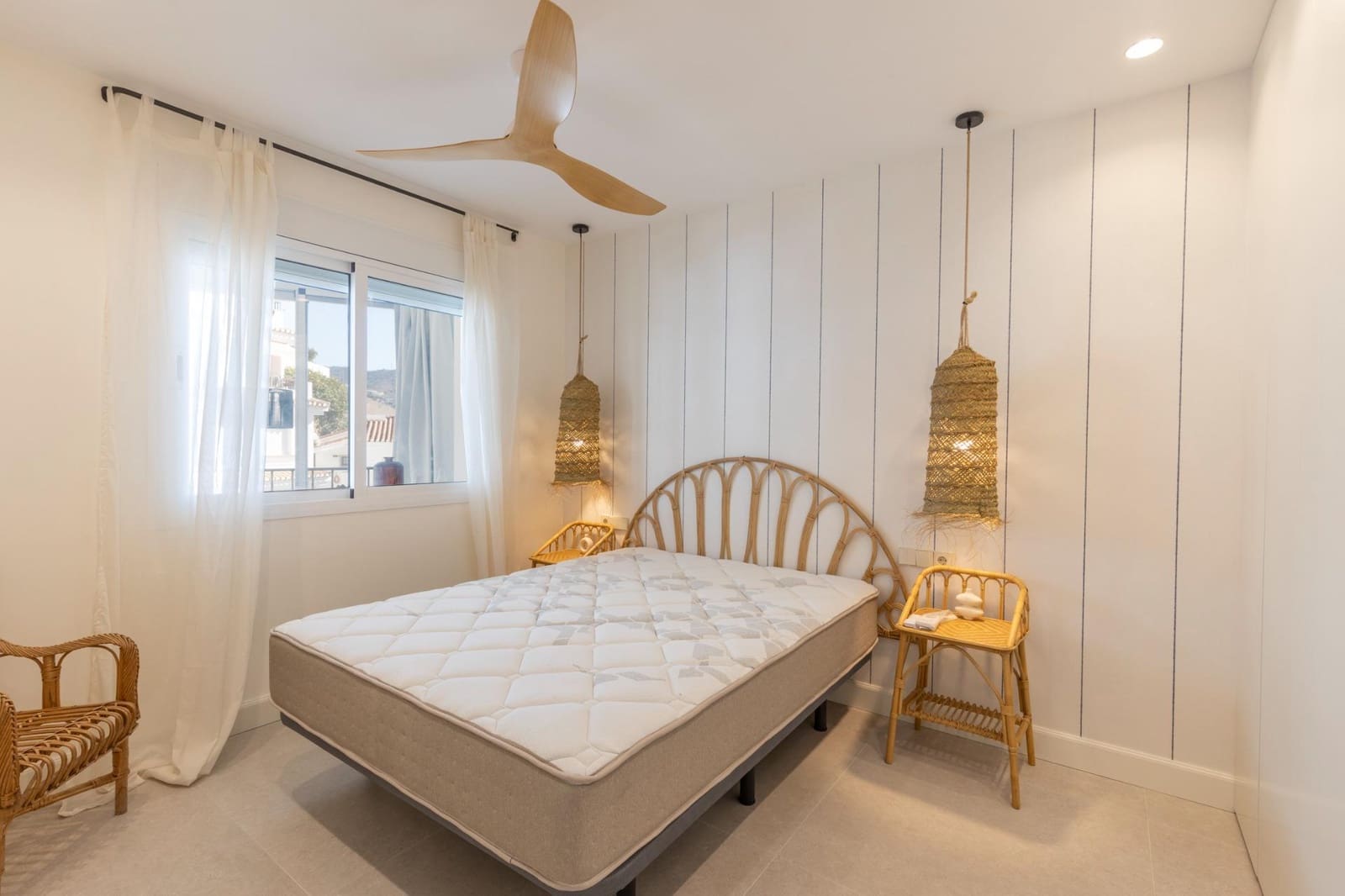 2 soveværelse Lejlighed til salg i Almunecar med garage - € 349.000 (Ref: 10180842)
