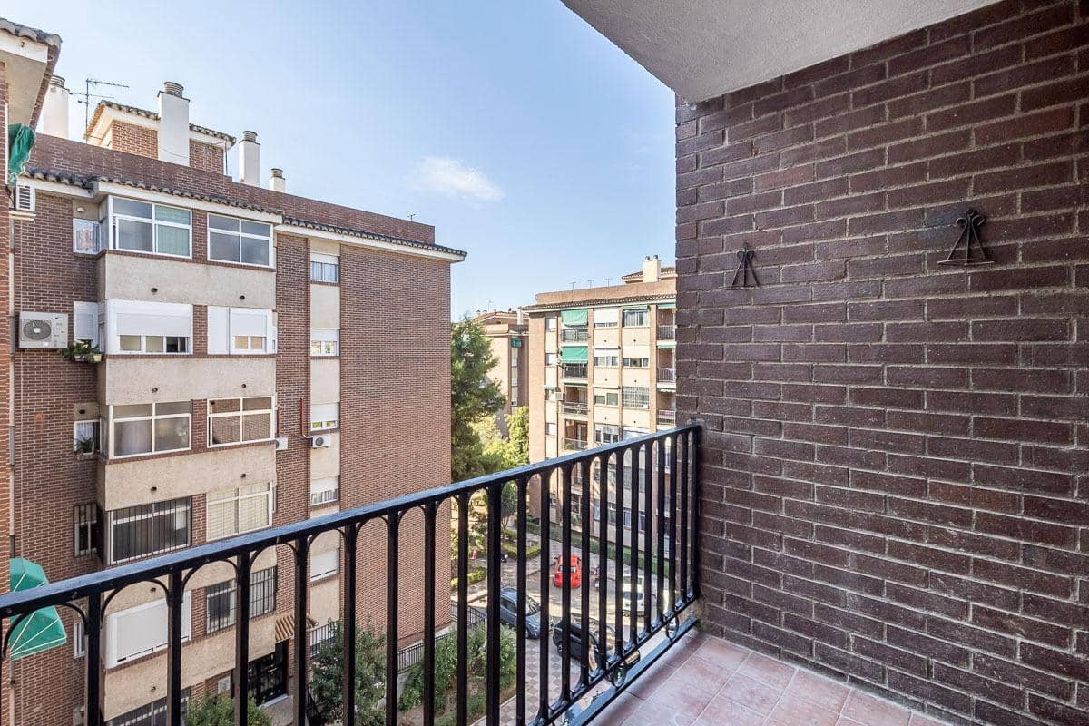 3 soverom Leilighet til salgs i Granada by - € 250 000 (Ref: 10180843)