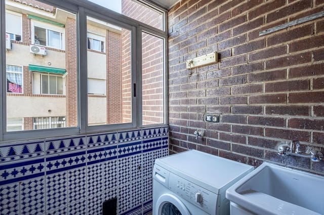 3 soverom Leilighet til salgs i Granada by - € 250 000 (Ref: 10180843)