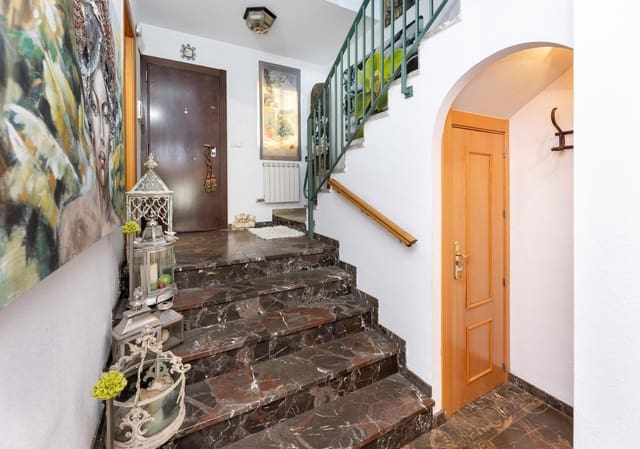 3 soverom Leilighet til salgs i Monachil med garasje - € 210 000 (Ref: 10180845)