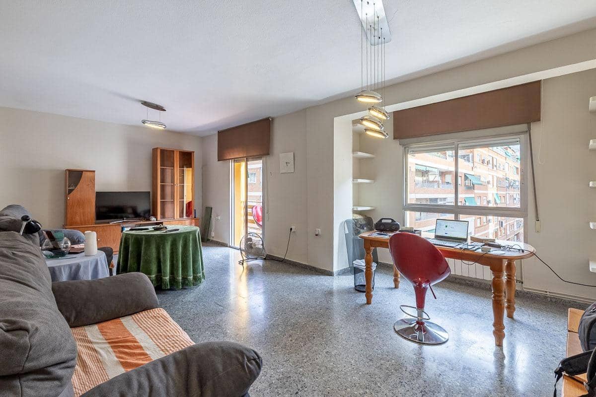 3 soverom Leilighet til salgs i Granada by - € 315 000 (Ref: 10183101)
