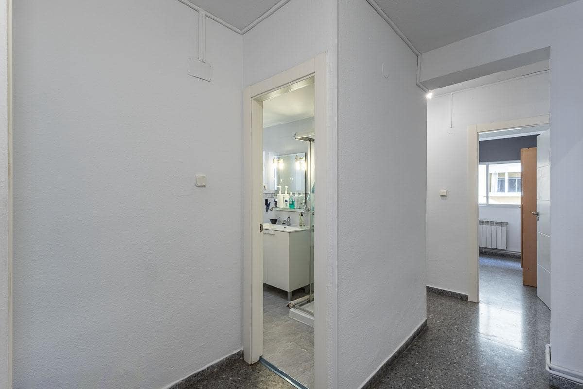 3 soverom Leilighet til salgs i Granada by - € 315 000 (Ref: 10183101)