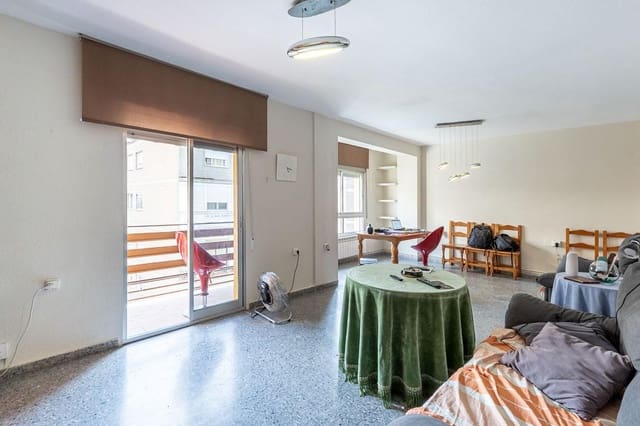 3 makuuhuone Asunto myytävänä paikassa Granada kaupunki - 315 000 € (Ref: 10183101)