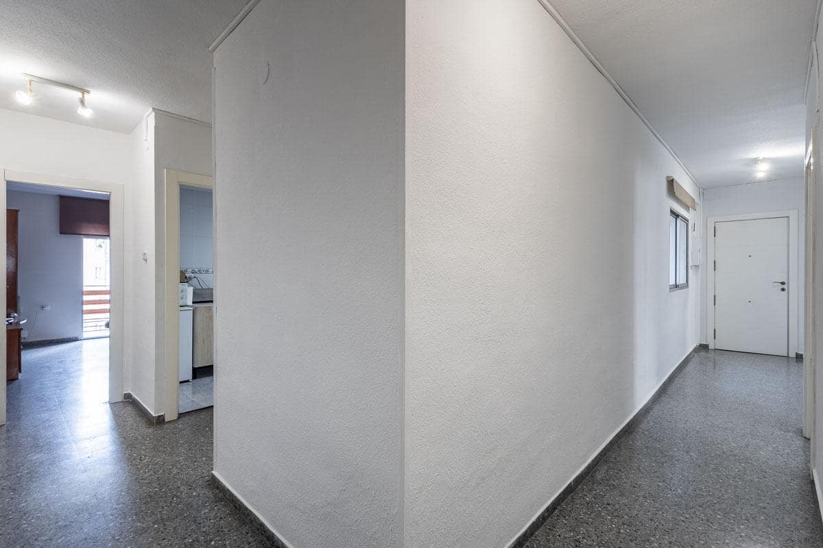 3 soverom Leilighet til salgs i Granada by - € 315 000 (Ref: 10183101)