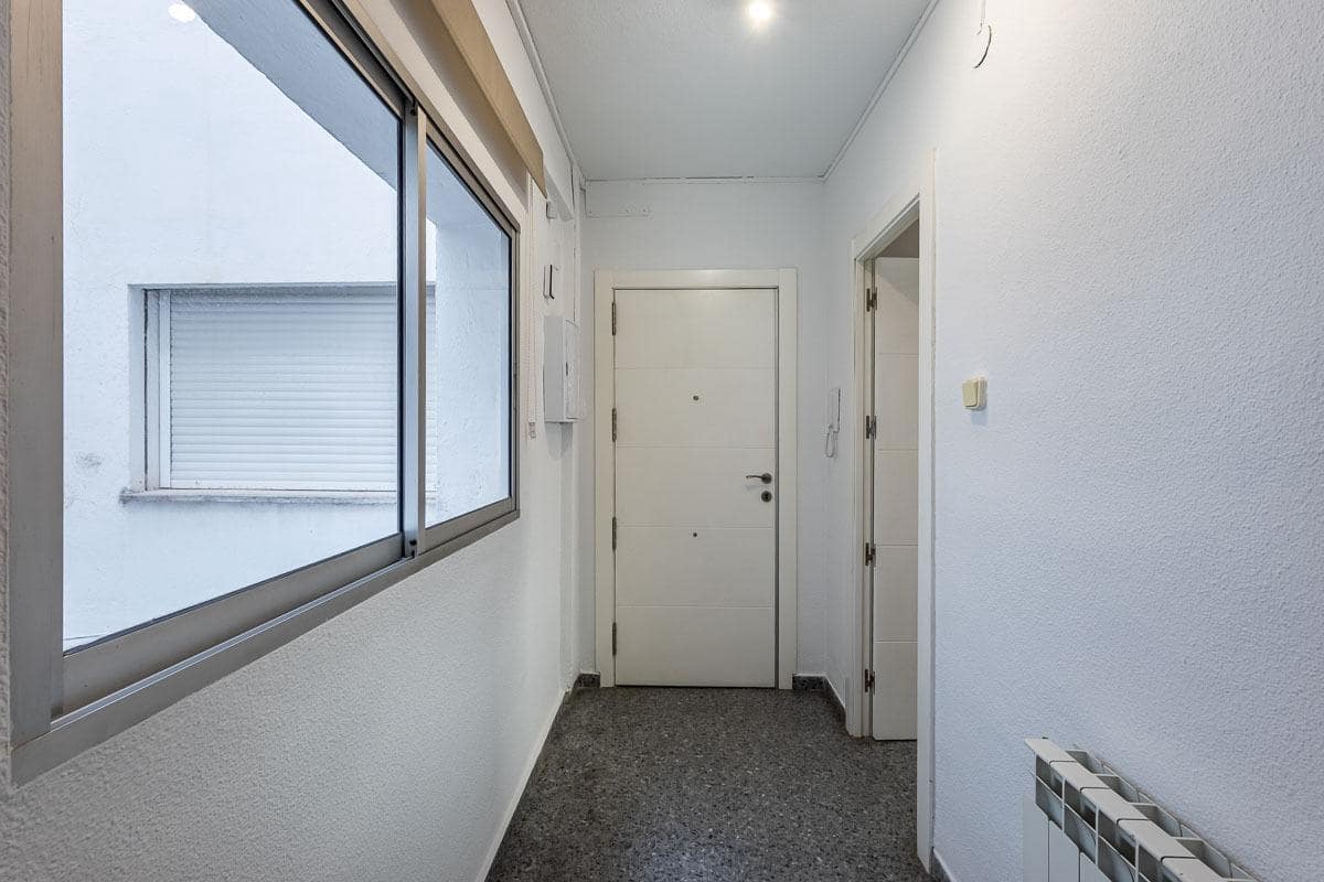 3 soverom Leilighet til salgs i Granada by - € 315 000 (Ref: 10183101)