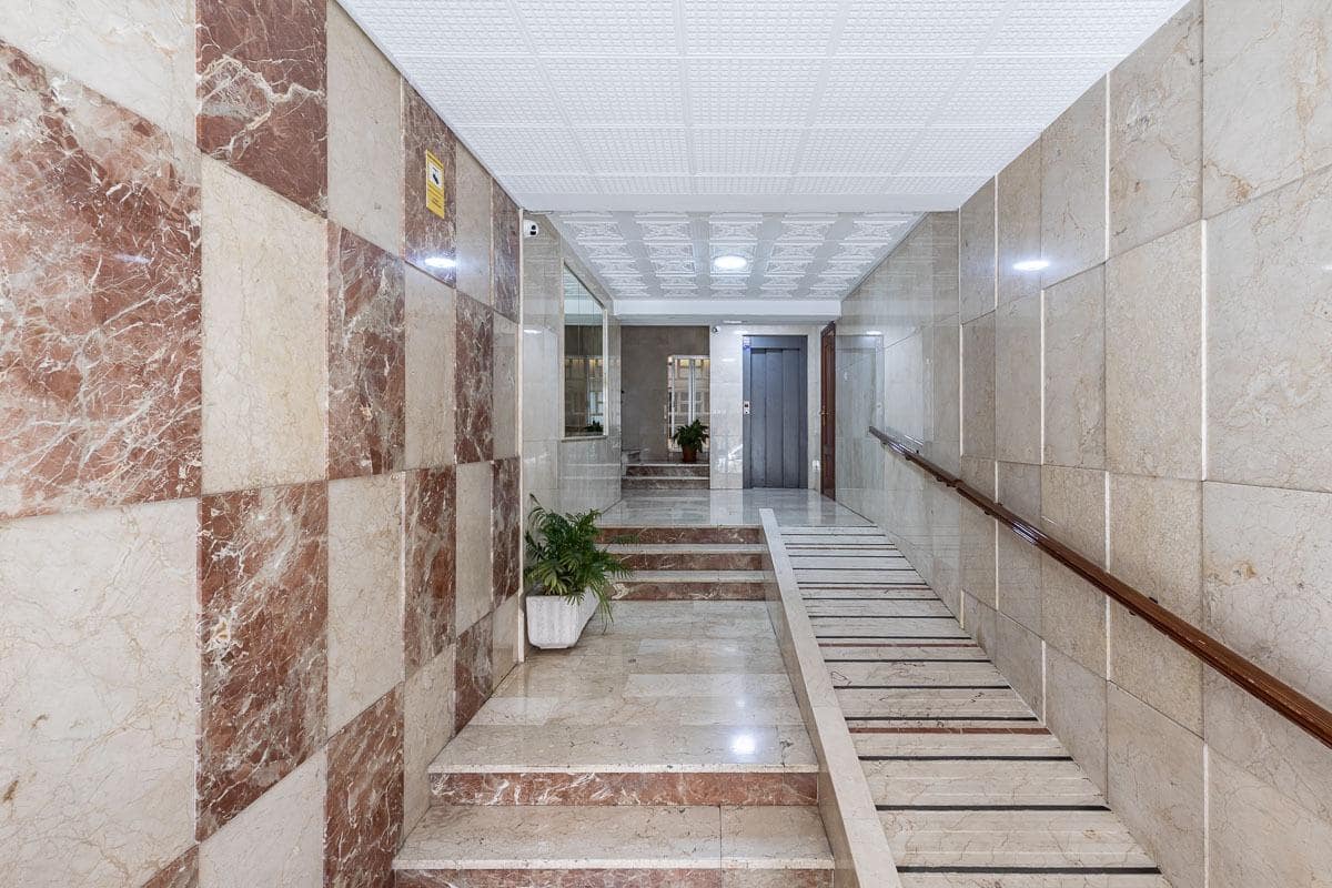 3 soverom Leilighet til salgs i Granada by - € 315 000 (Ref: 10183101)